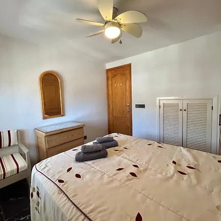 Apartamento 2 Bedroom In Castle Harbour C205 Los Cristianos (Tenerife)
