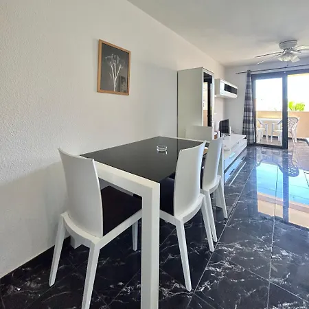 Apartament 2 Bedroom In Castle Harbour C205